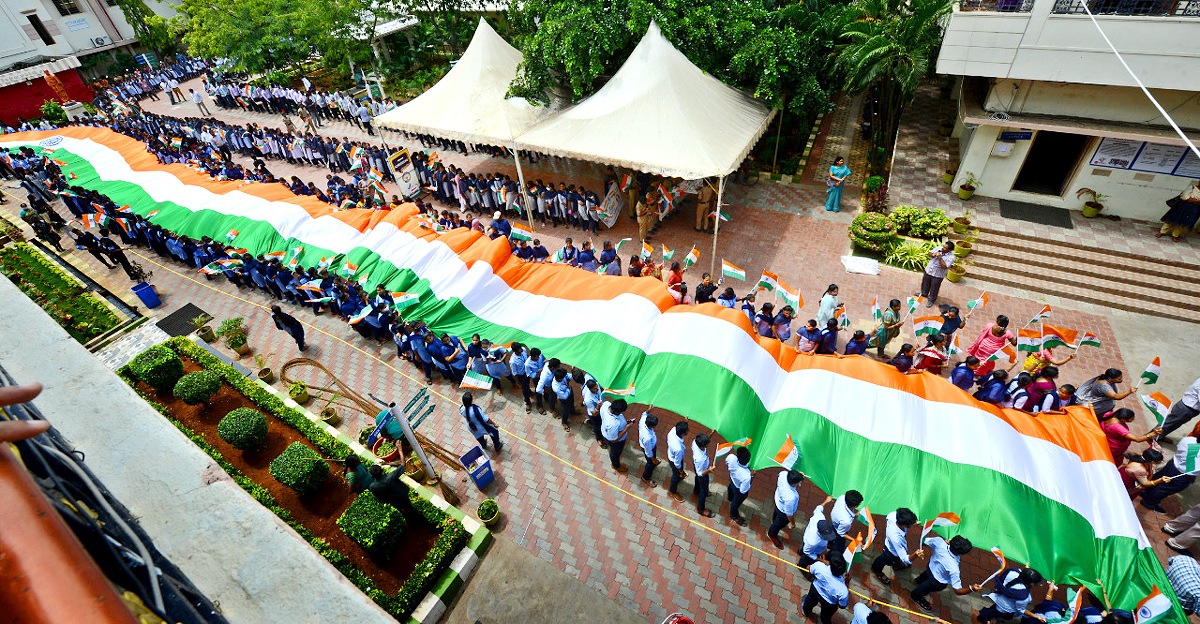 Vijayawada: Students Take Out Rally With Gaint National Flag - Sakshi10