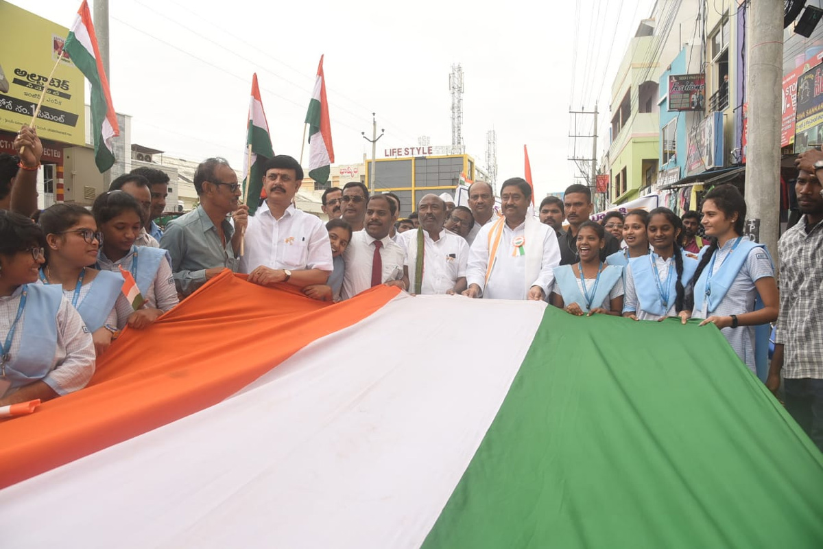 Har Ghar Tiranga Campaign: Flag Rally Around Andhra Pradesh Photos - Sakshi3