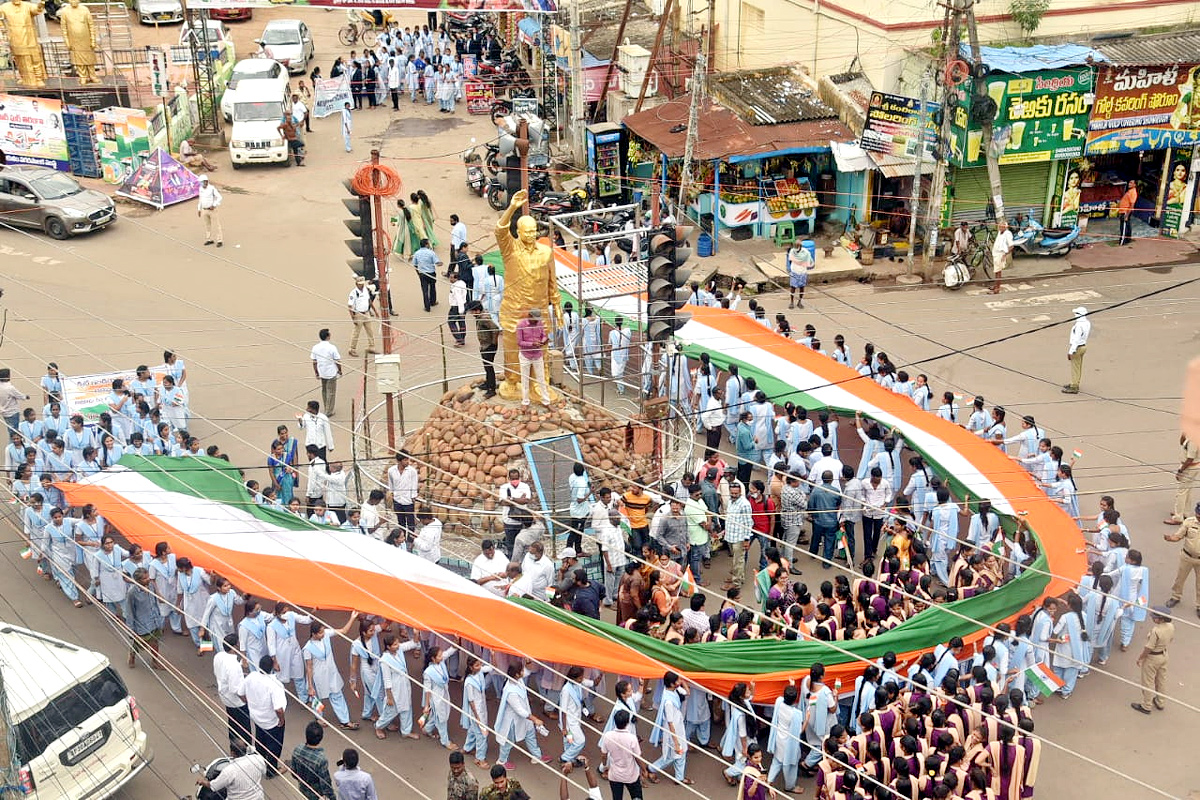 Har Ghar Tiranga Campaign: Flag Rally Around Andhra Pradesh Photos - Sakshi4