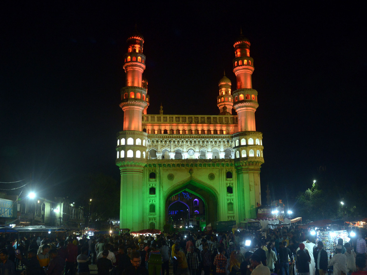 Landmarks across Telangana lits up in tricolour Photo Gallery - Sakshi11