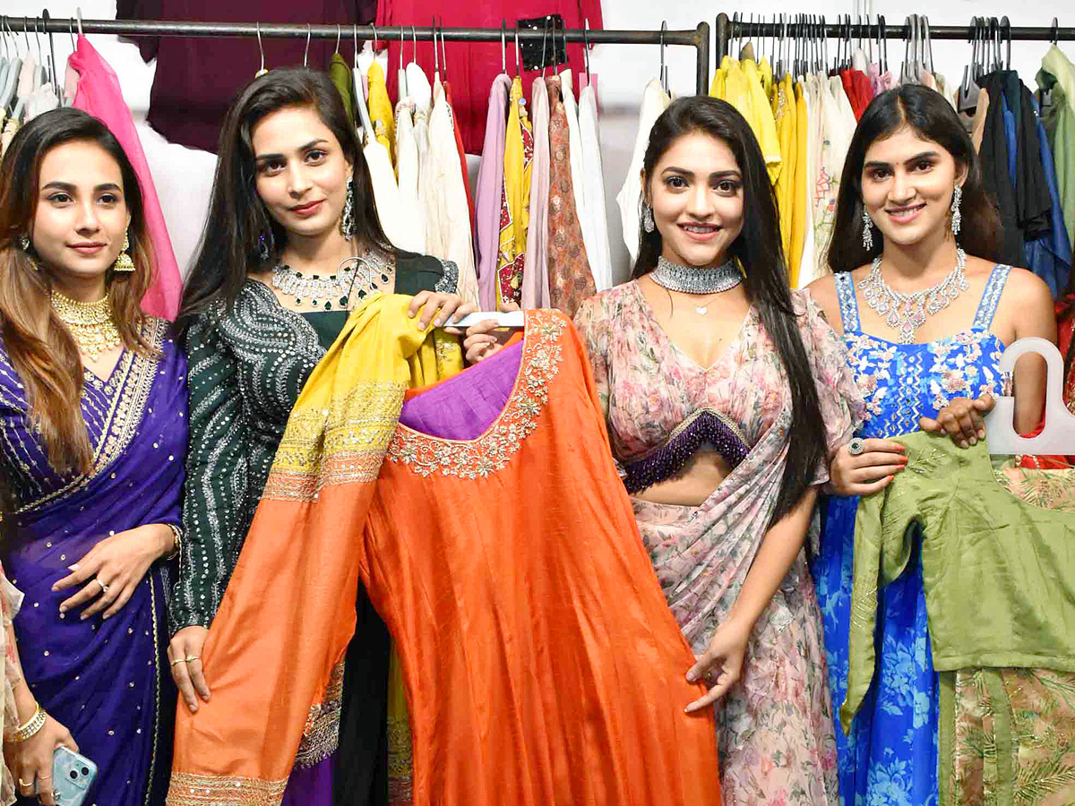 Sutraa Fashion and Lifestyle Exhibition photo Gallery - Sakshi4