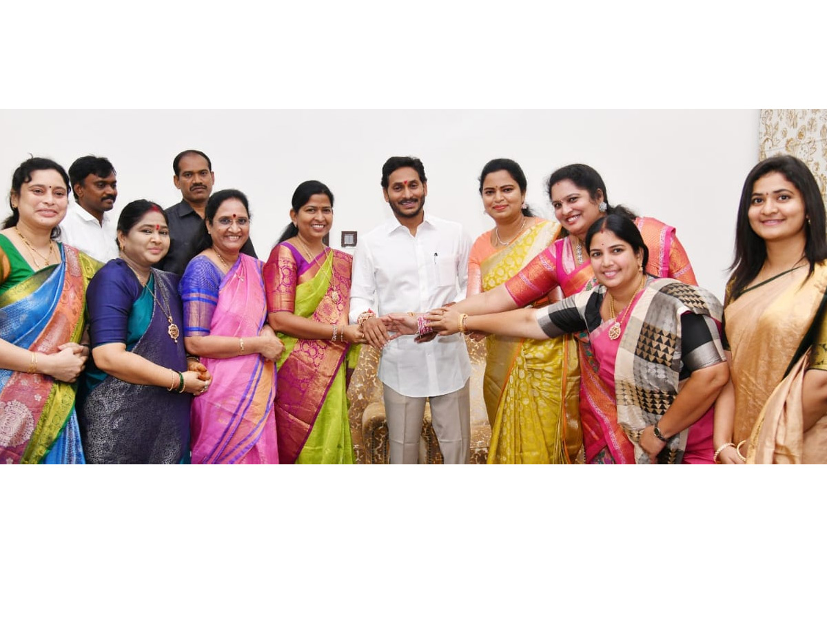 Women Leaders tie Rakhi to AP CM YS Jagan on Raksha Bandhan Photo Gallery - Sakshi1