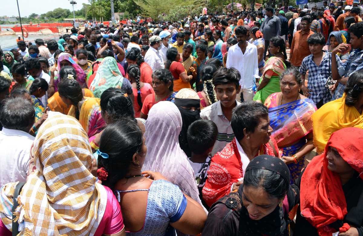 Roti Festival Celebrations Barashahid Dargah At Nellore  - Sakshi13