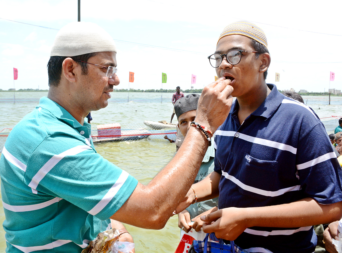 Roti Festival Celebrations Barashahid Dargah At Nellore  - Sakshi17