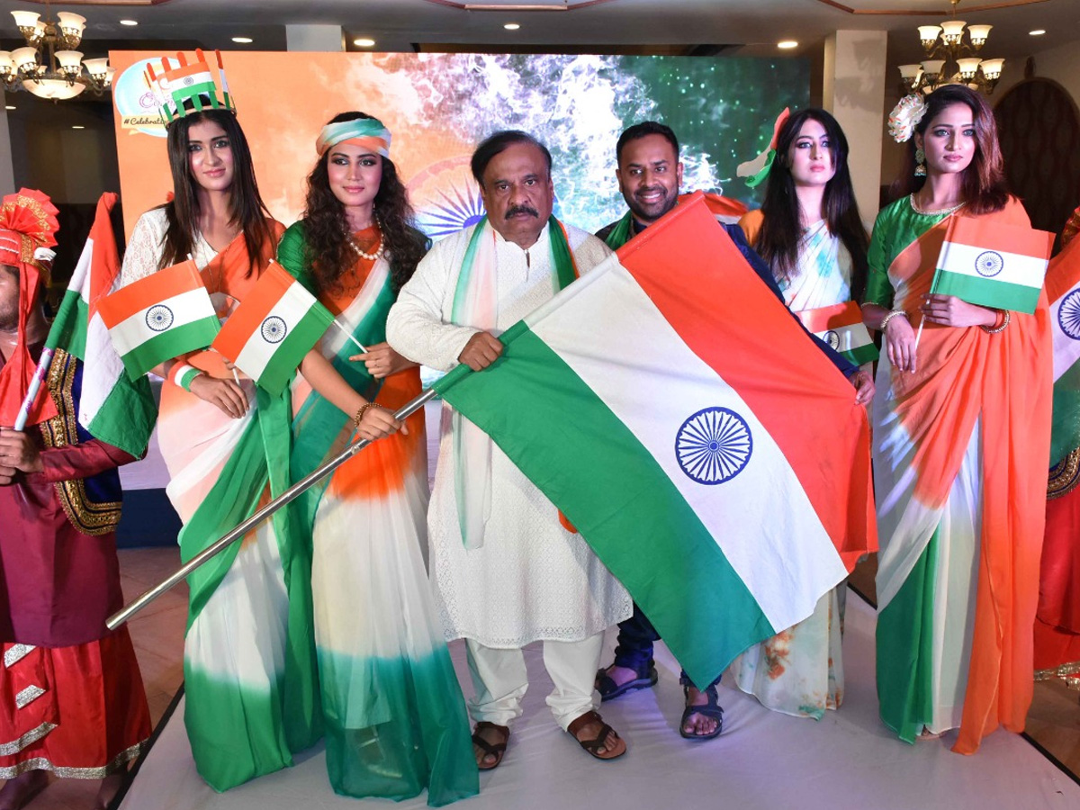 Azadi Ka Amrit Mahotsav  Celebrations at Country Club Begumpet Photo Gallery - Sakshi7