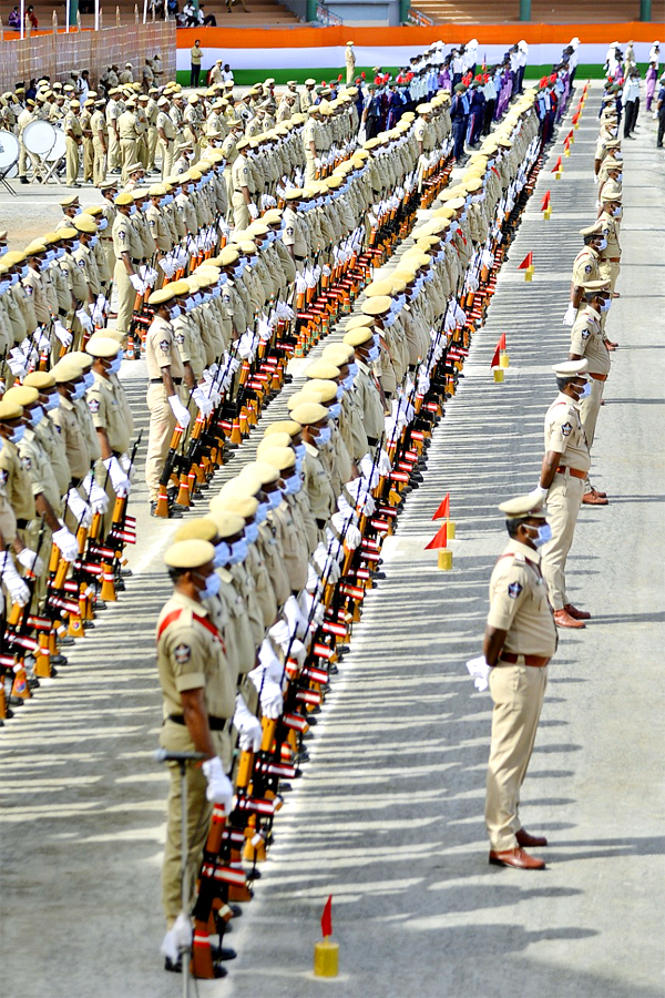 Independence Day Celebration Parade at Indira Gandhi Municipal Stadium in Vijayawada - Sakshi14