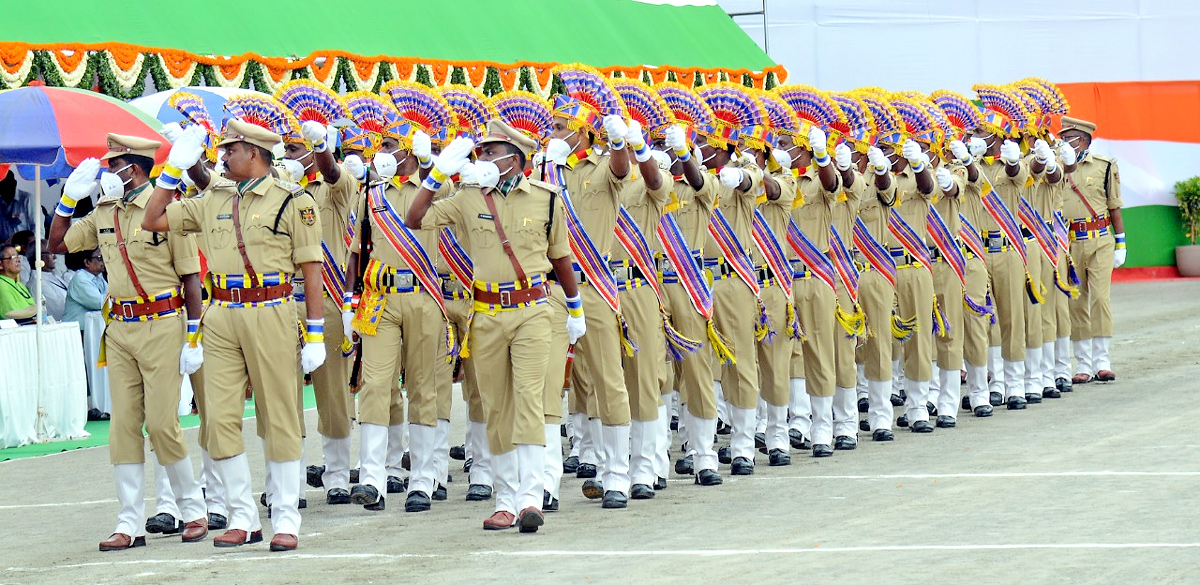 CM Jagan At AP Independence Day Celebration 2022 Photos - Sakshi30