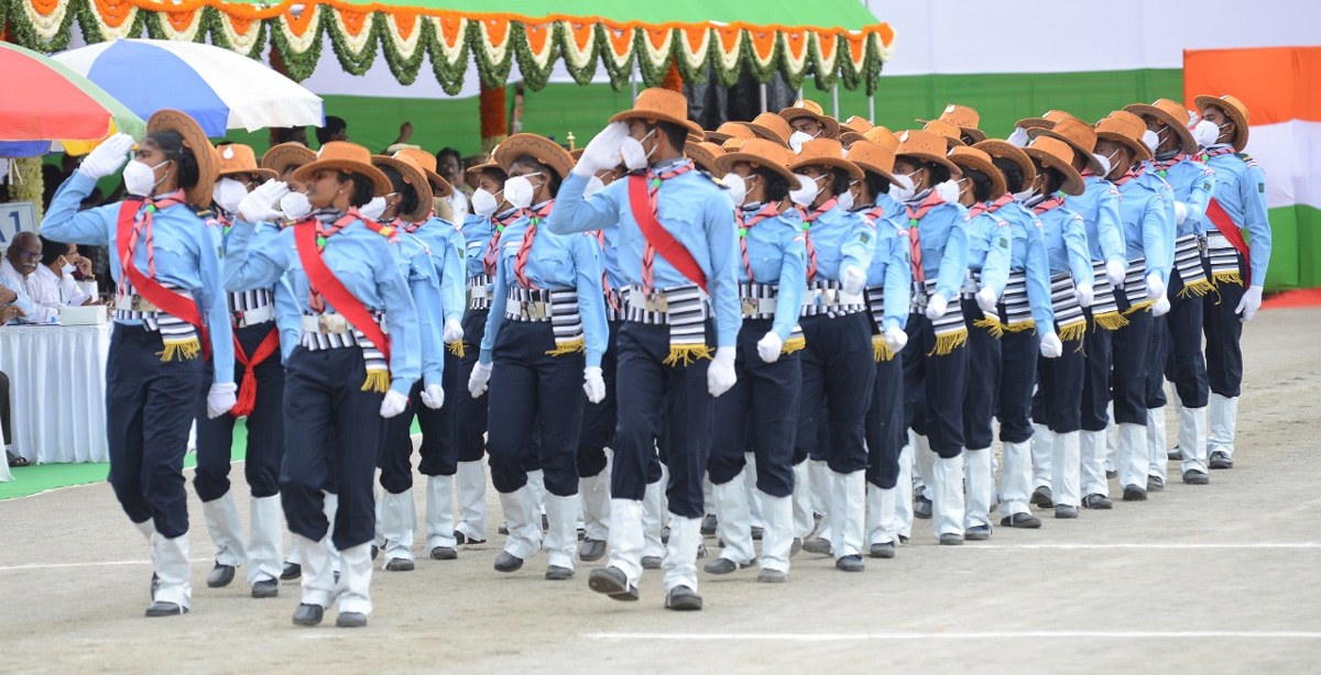 CM Jagan At AP Independence Day Celebration 2022 Photos - Sakshi32