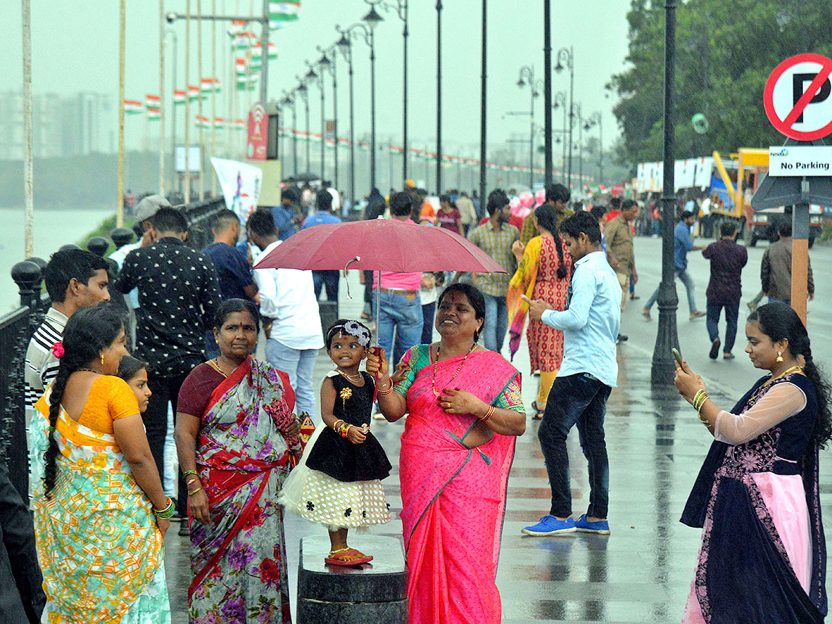 Sunday Funday Event on Tank Bund Photos - Sakshi24