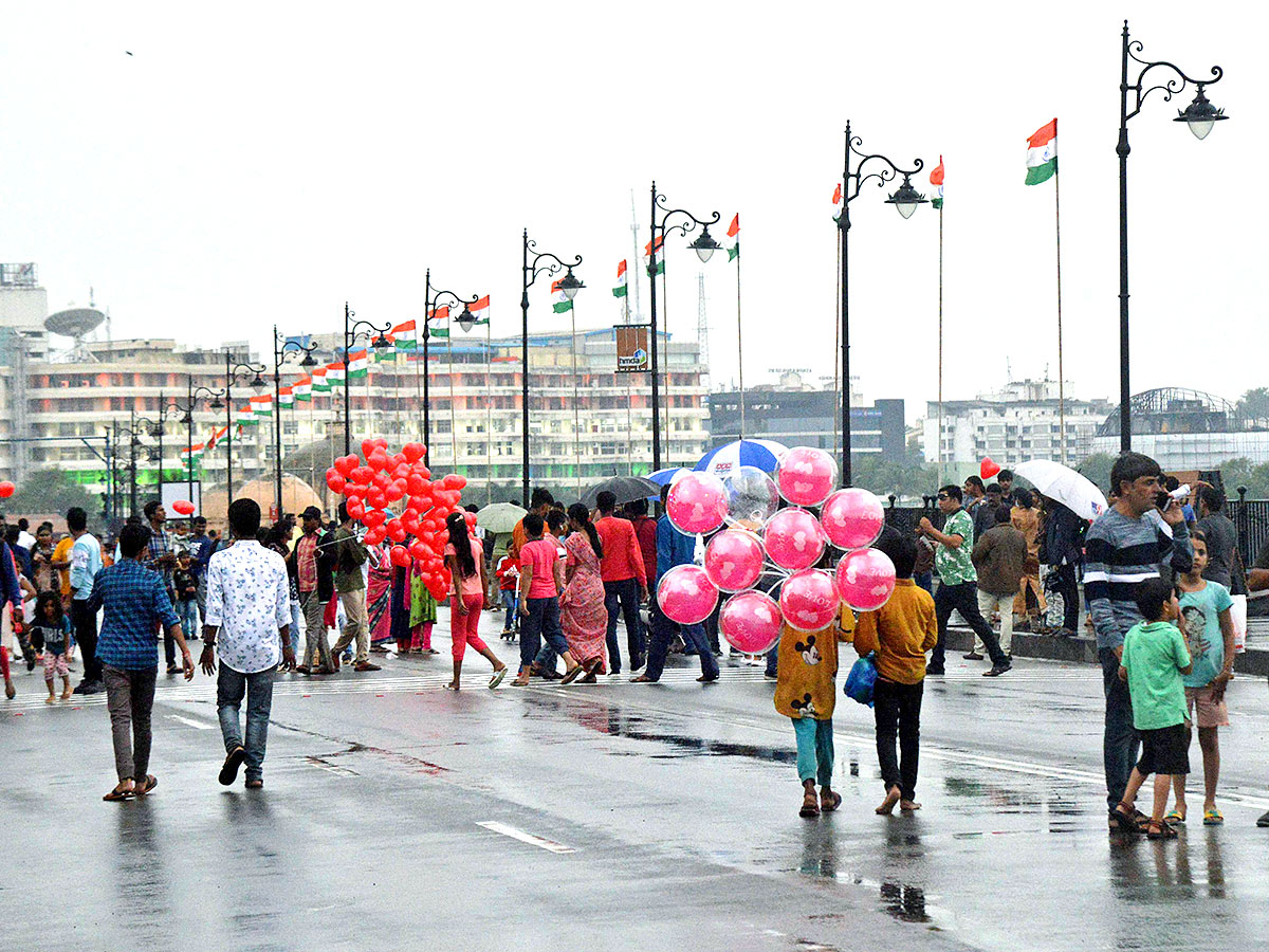 Sunday Funday Event on Tank Bund Photos - Sakshi4