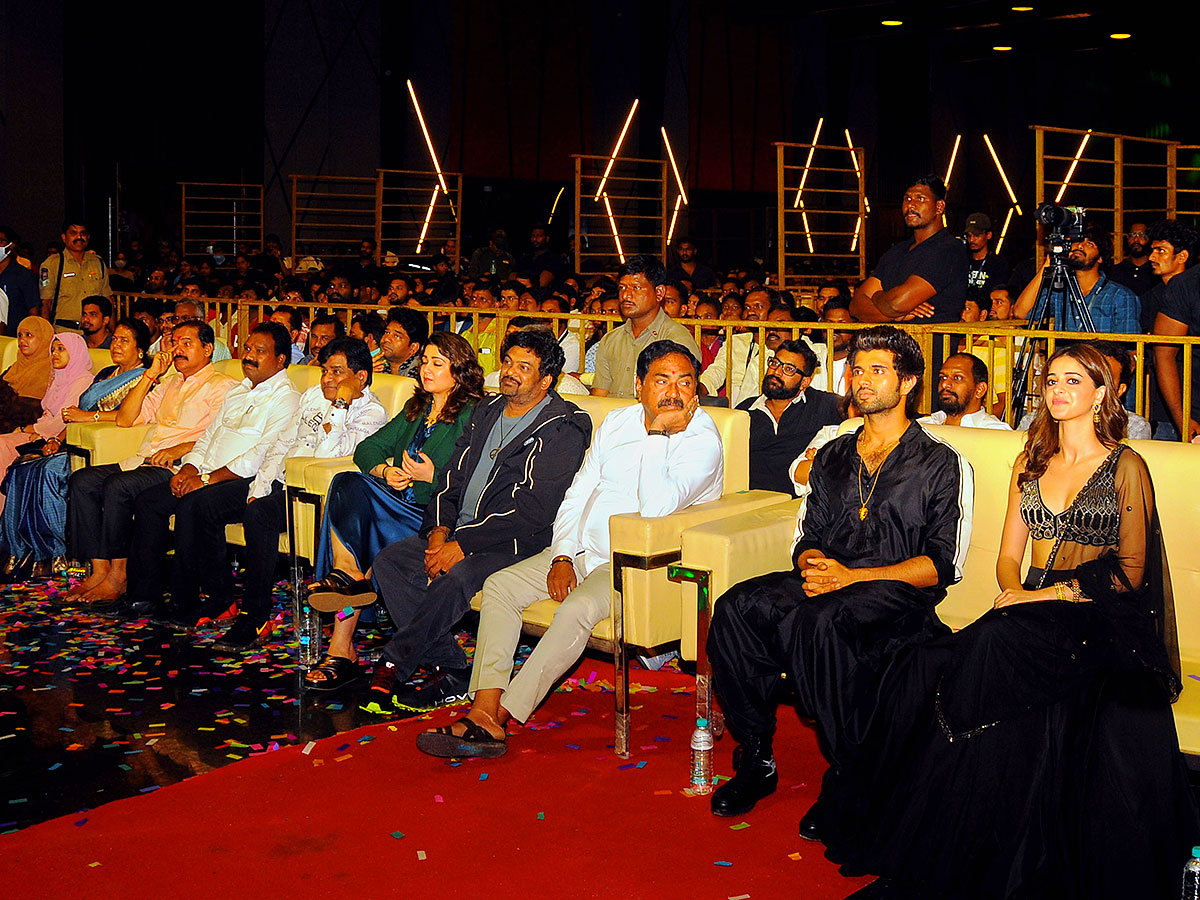 Vijay Deverakonda at LIGER Fandom Tour in Warangal - Sakshi5