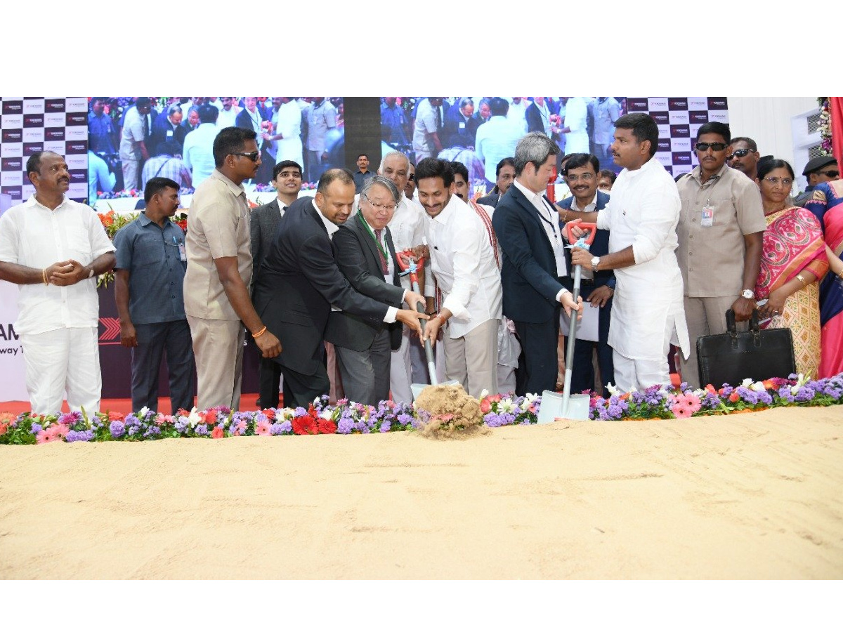 AP CM YS Jagan Foundation Stone for Companies in APSEZ Atchutapuram Anakapalli Photo Gallery - Sakshi4