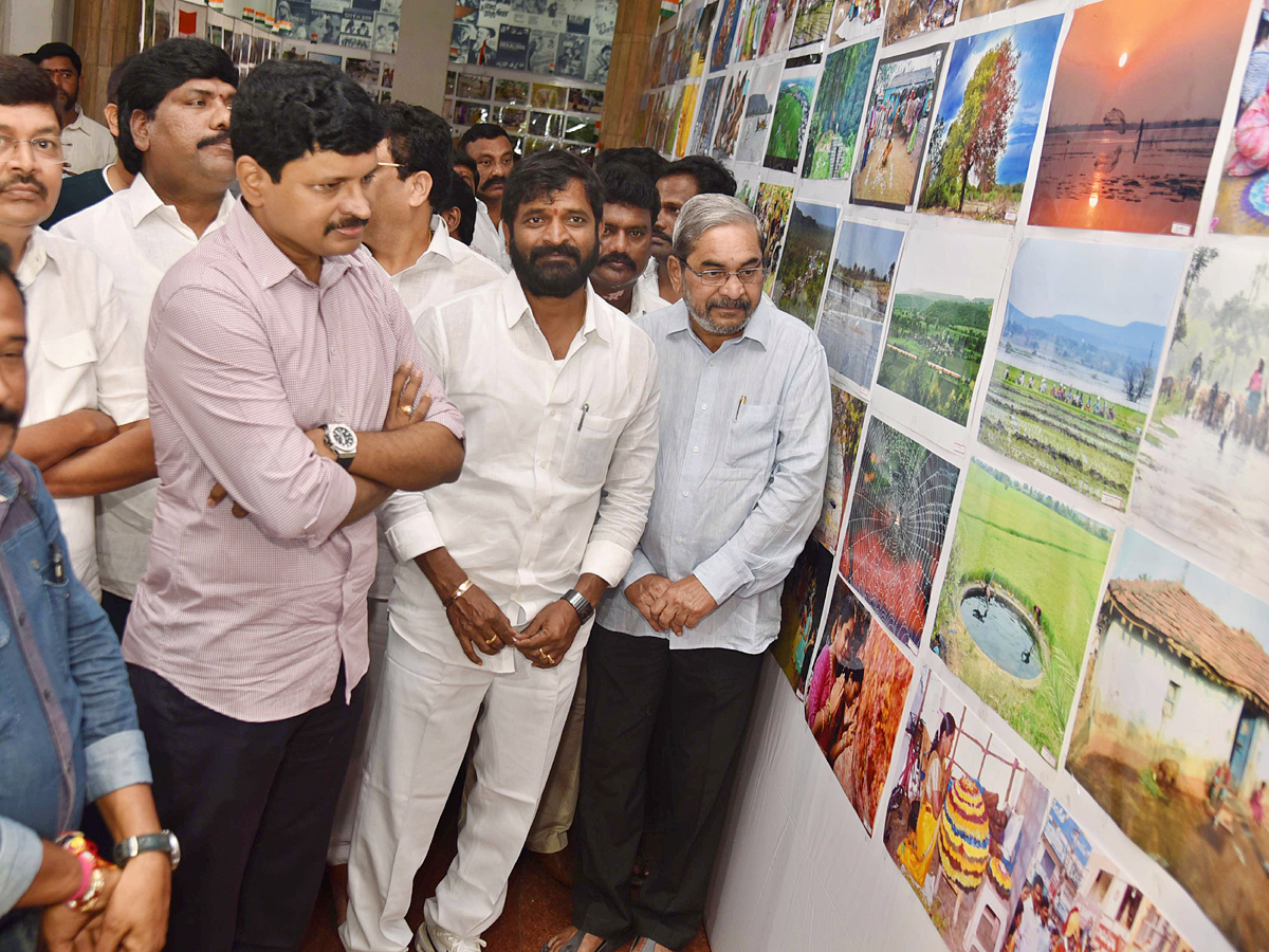 MP Santosh Kumar Inaugurates Photo Exhibition At Ravindra Bharathi Photo Gallery - Sakshi5