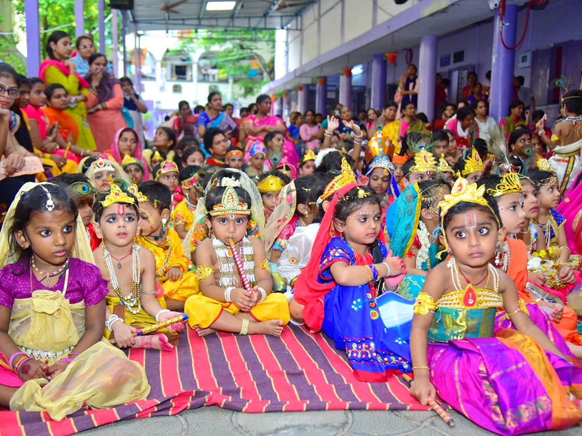 Srikrishna Janmashtami: Krishna Getup for kids - Sakshi13