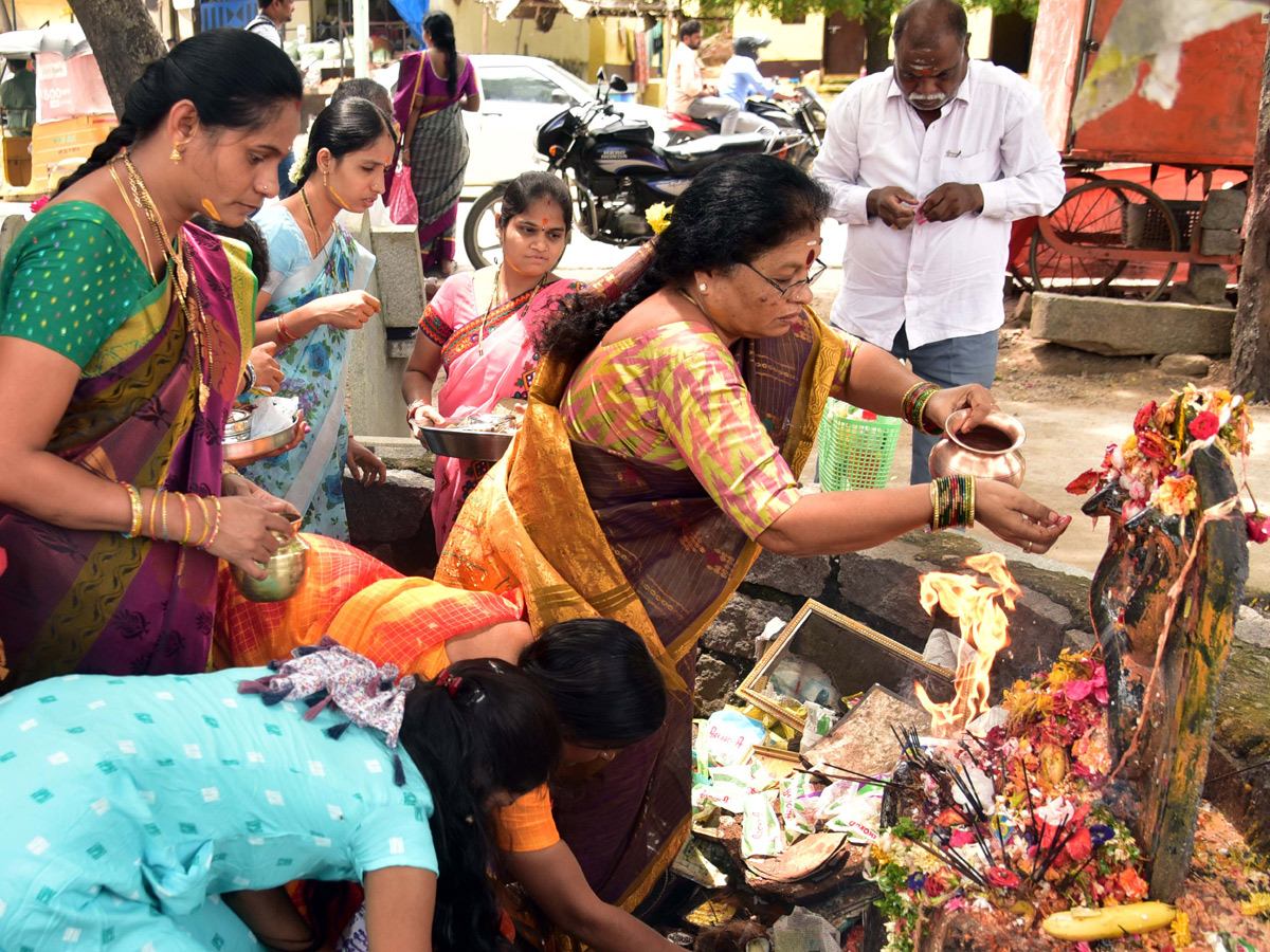 Nagula Chavithi 2022 Celebrations Photo Gallery - Sakshi5