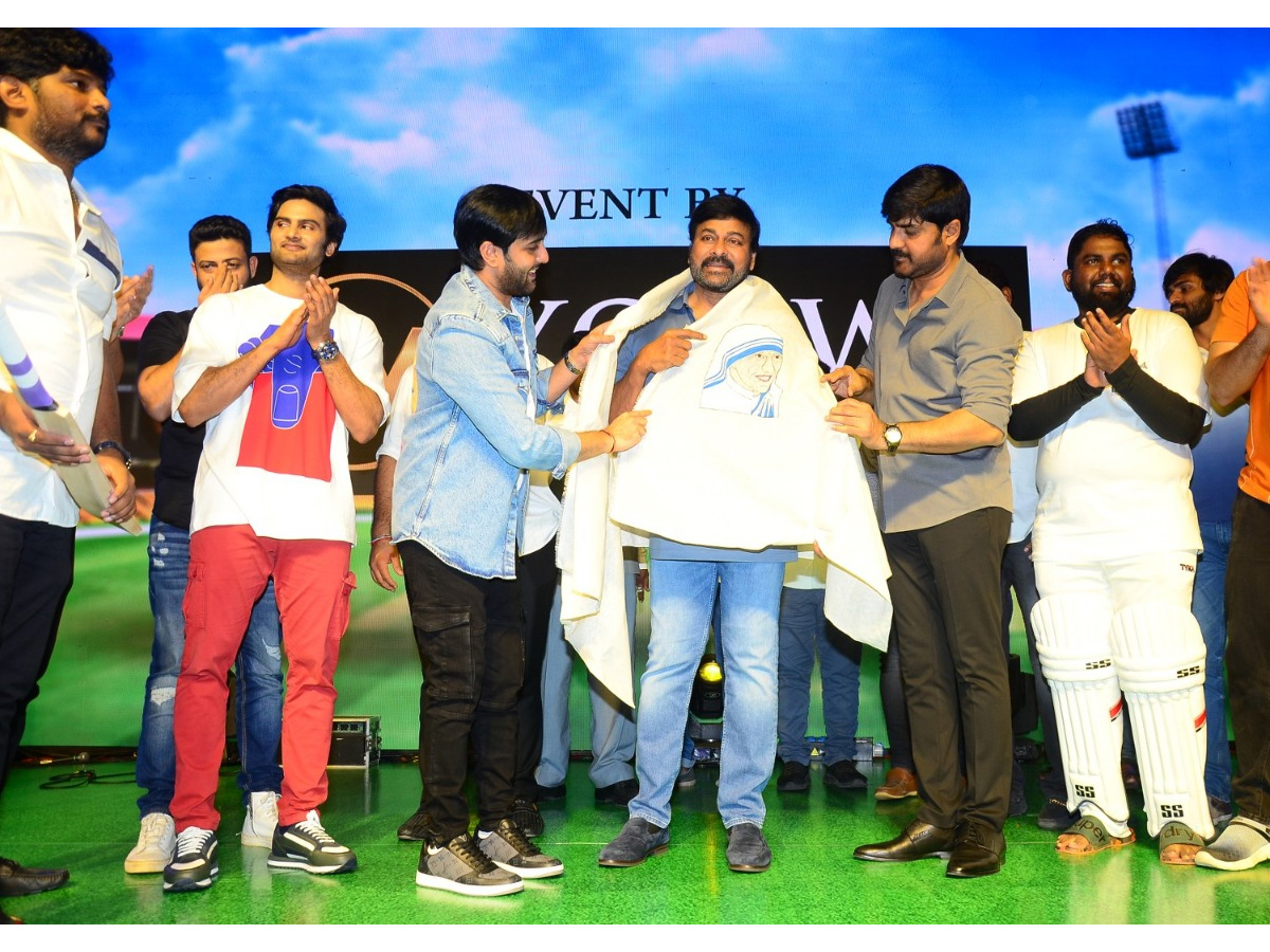 Celebrity Cricket Carnival Jersey And Trophy Launch by Mega Star Chiranjeevi Photo Gallery - Sakshi16