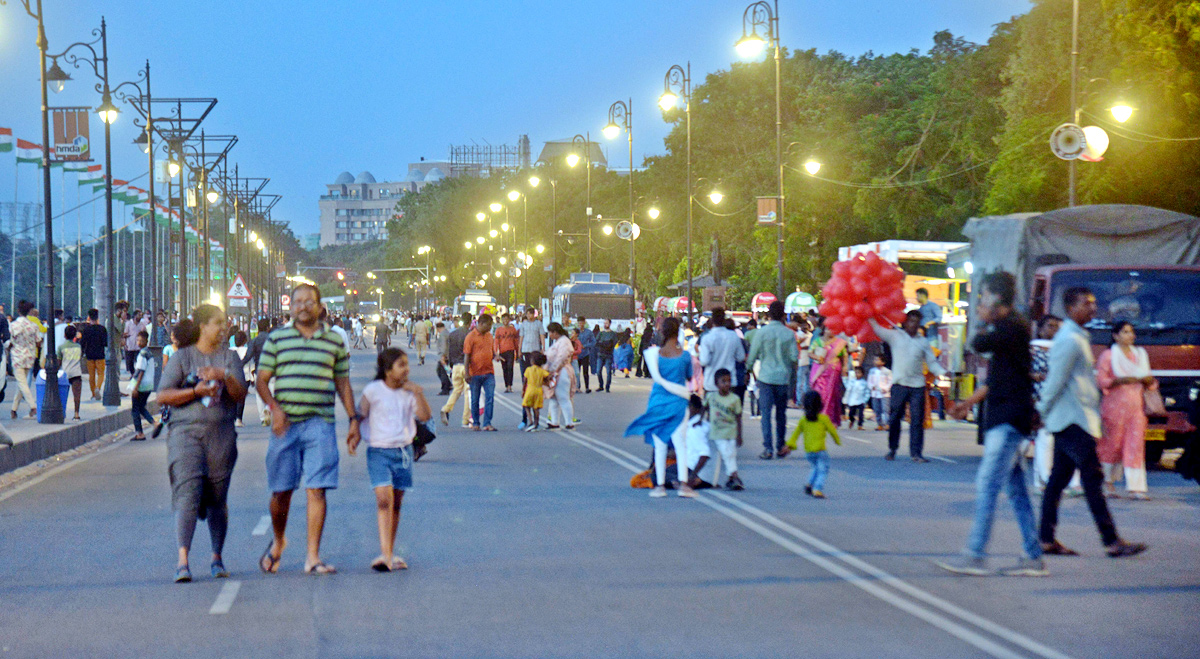 Sunday Funday Programme on Tank Bund - Sakshi6