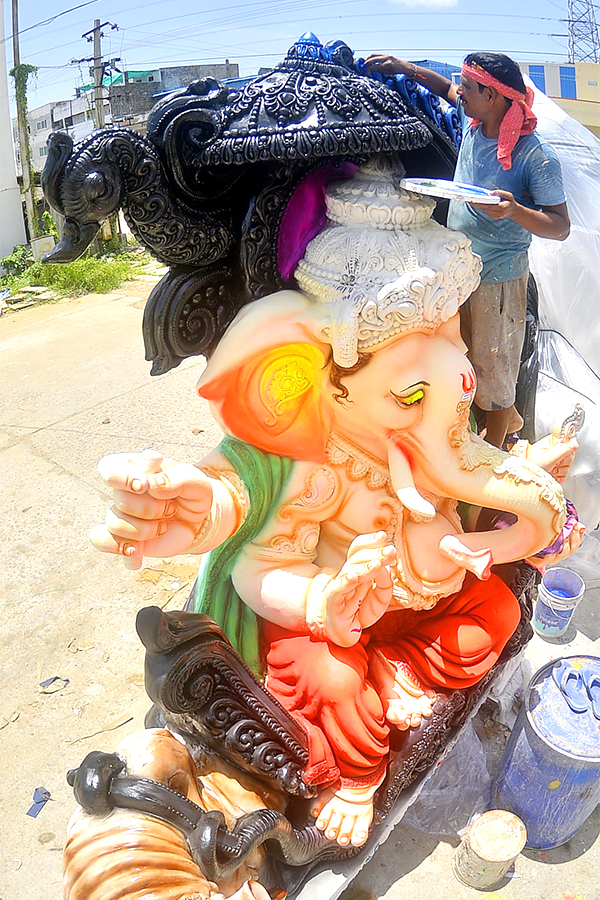 Ganesh Idols Ready For Chavithi Celebrations In Telugu States Photos - Sakshi15