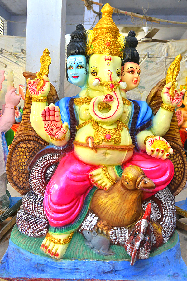 Ganesh Idols Ready For Chavithi Celebrations In Telugu States Photos - Sakshi20