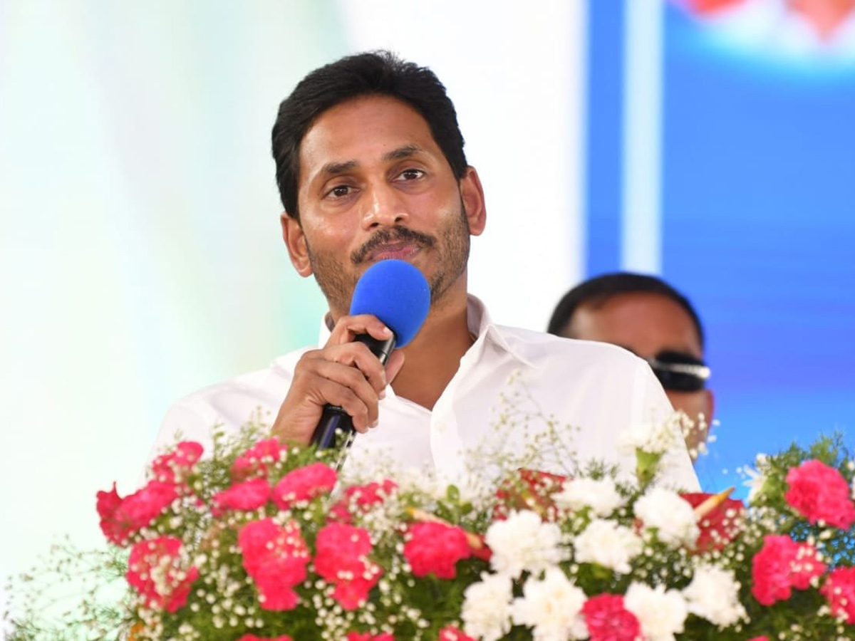 CM YS Jagan Prakasam District Tour Photo Gallery - Sakshi33