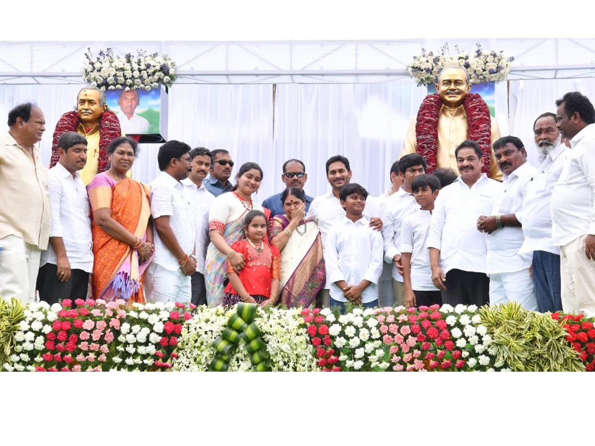 CM YS Jagan Prakasam District Tour Photo Gallery - Sakshi35