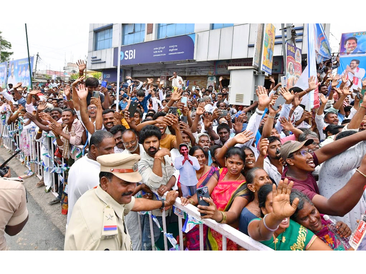 CM YS Jagan Prakasam District Tour Photo Gallery - Sakshi7