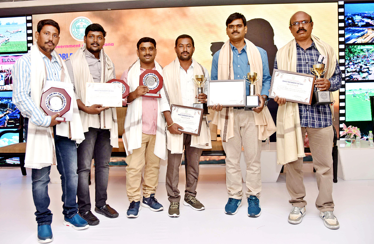 World Photography Day Awards Sakshi Photographers - Sakshi1