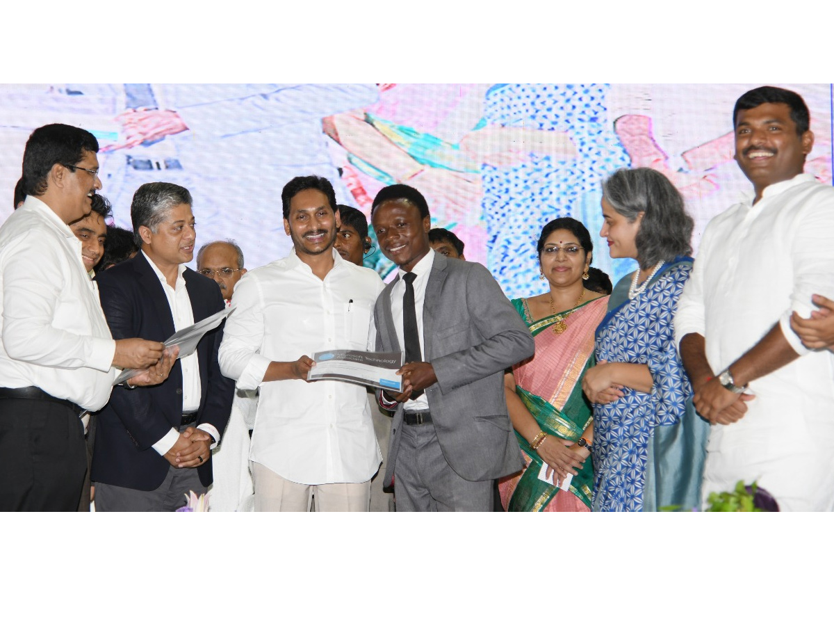 AP CM Jagan Visakhapatnam Tour Photo Gallery - Sakshi23