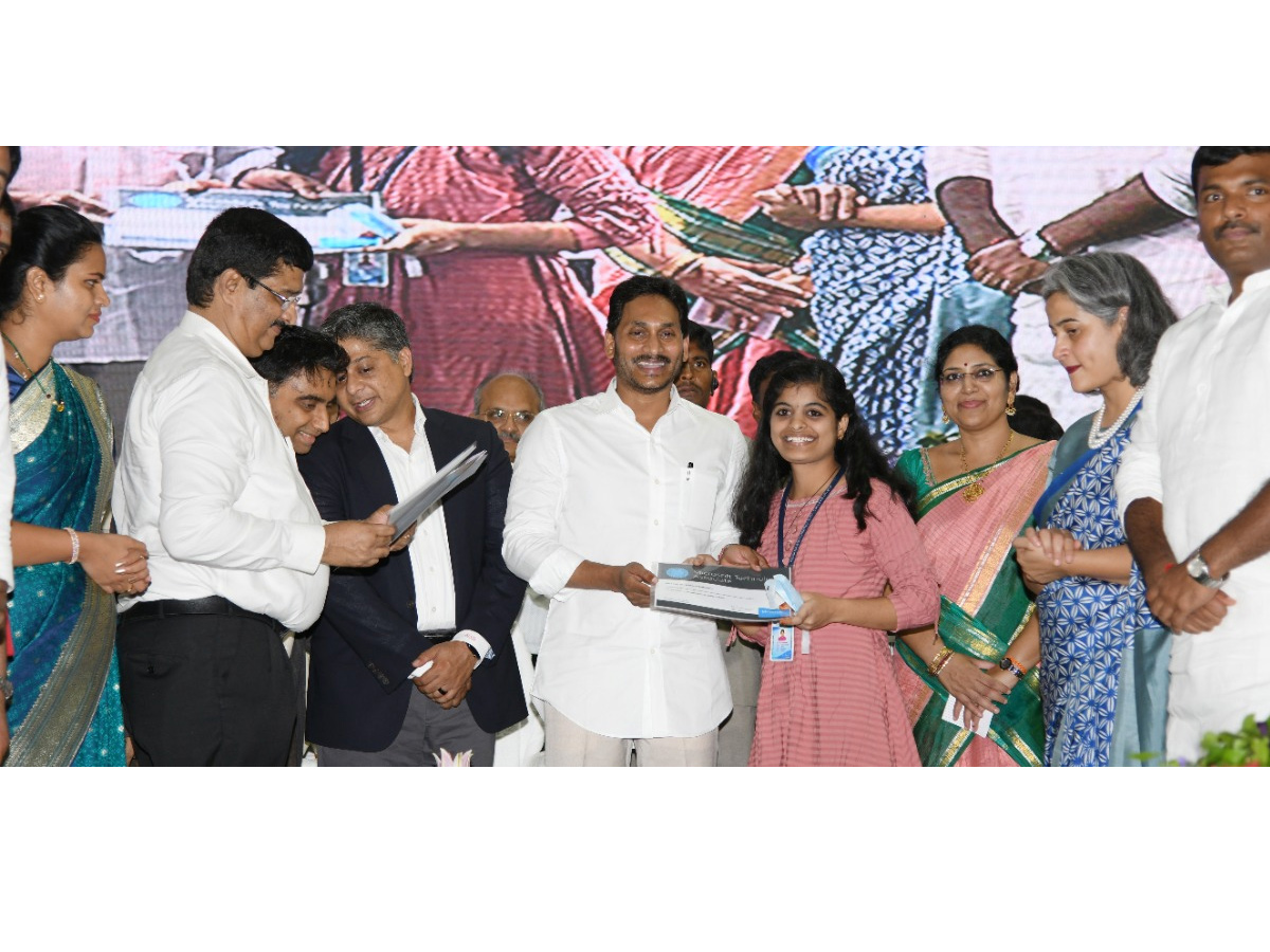 AP CM Jagan Visakhapatnam Tour Photo Gallery - Sakshi26