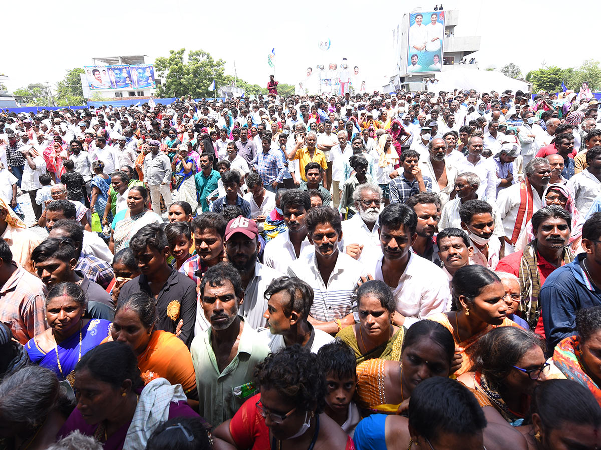 People Leader CM Jagan Craze At Krishna Pedana Public Meeting - Sakshi22