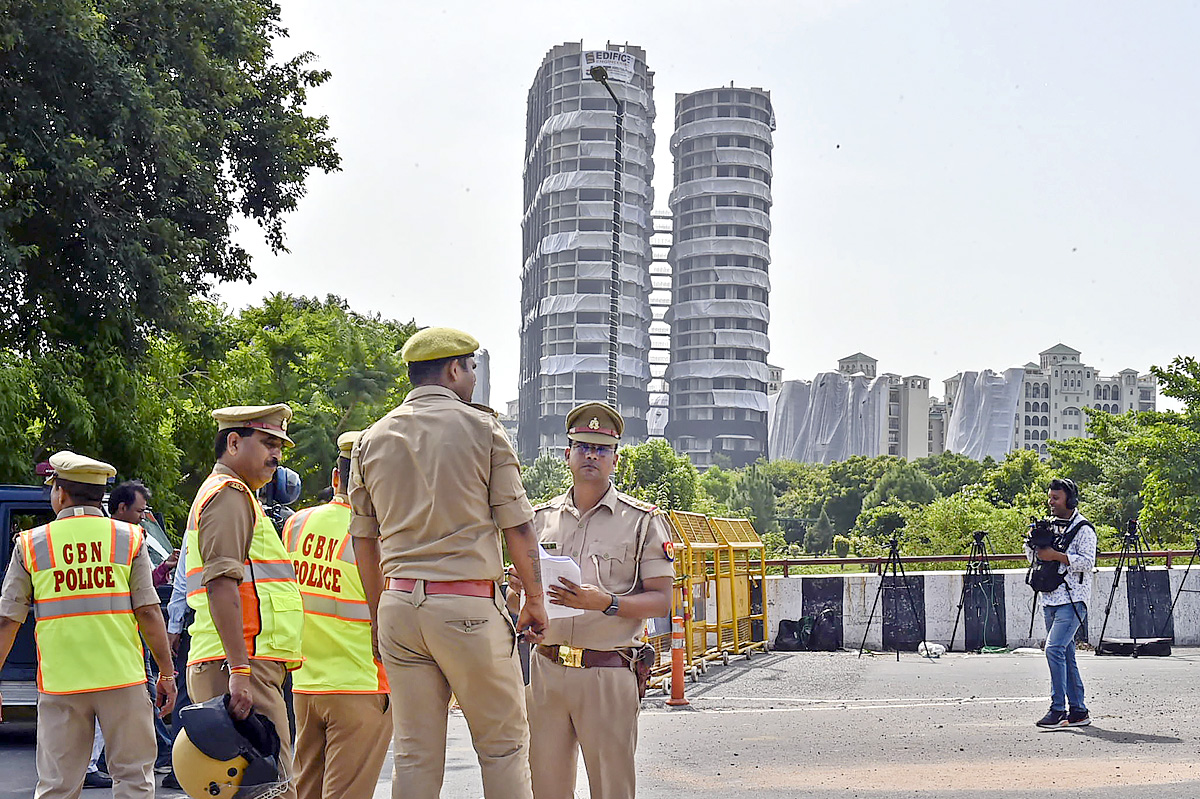 Noida Supertech Twin Towers Demolition - Sakshi2