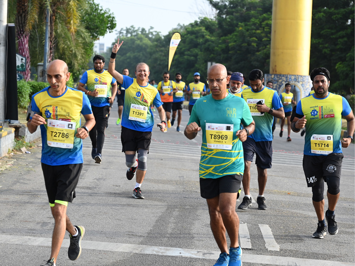 NMDC Hyderabad Marathon 2022 Photo Gallery - Sakshi17