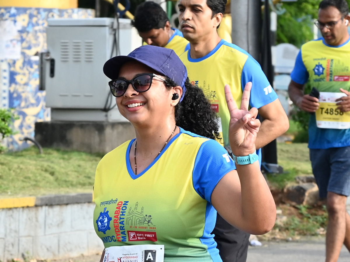 NMDC Hyderabad Marathon 2022 Photo Gallery - Sakshi4