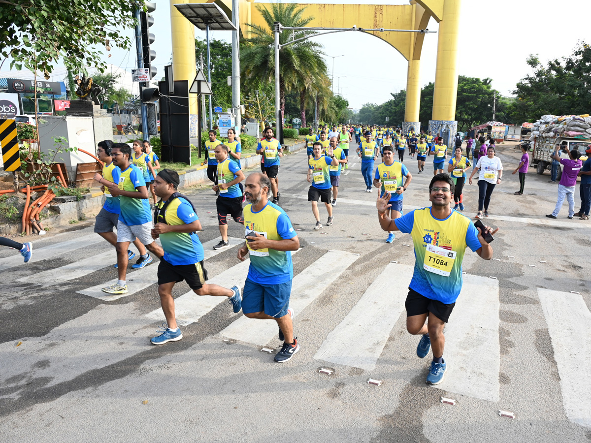 NMDC Hyderabad Marathon 2022 Photo Gallery - Sakshi7