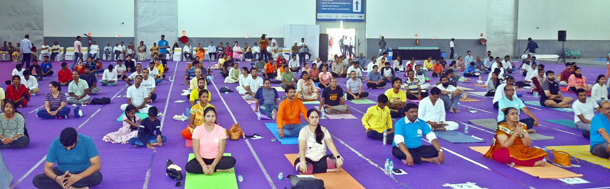 Padma Shri Swami Sivananda Yoga guru 126 years Old Living Indian at Sports Expo at Hitex - Sakshi21