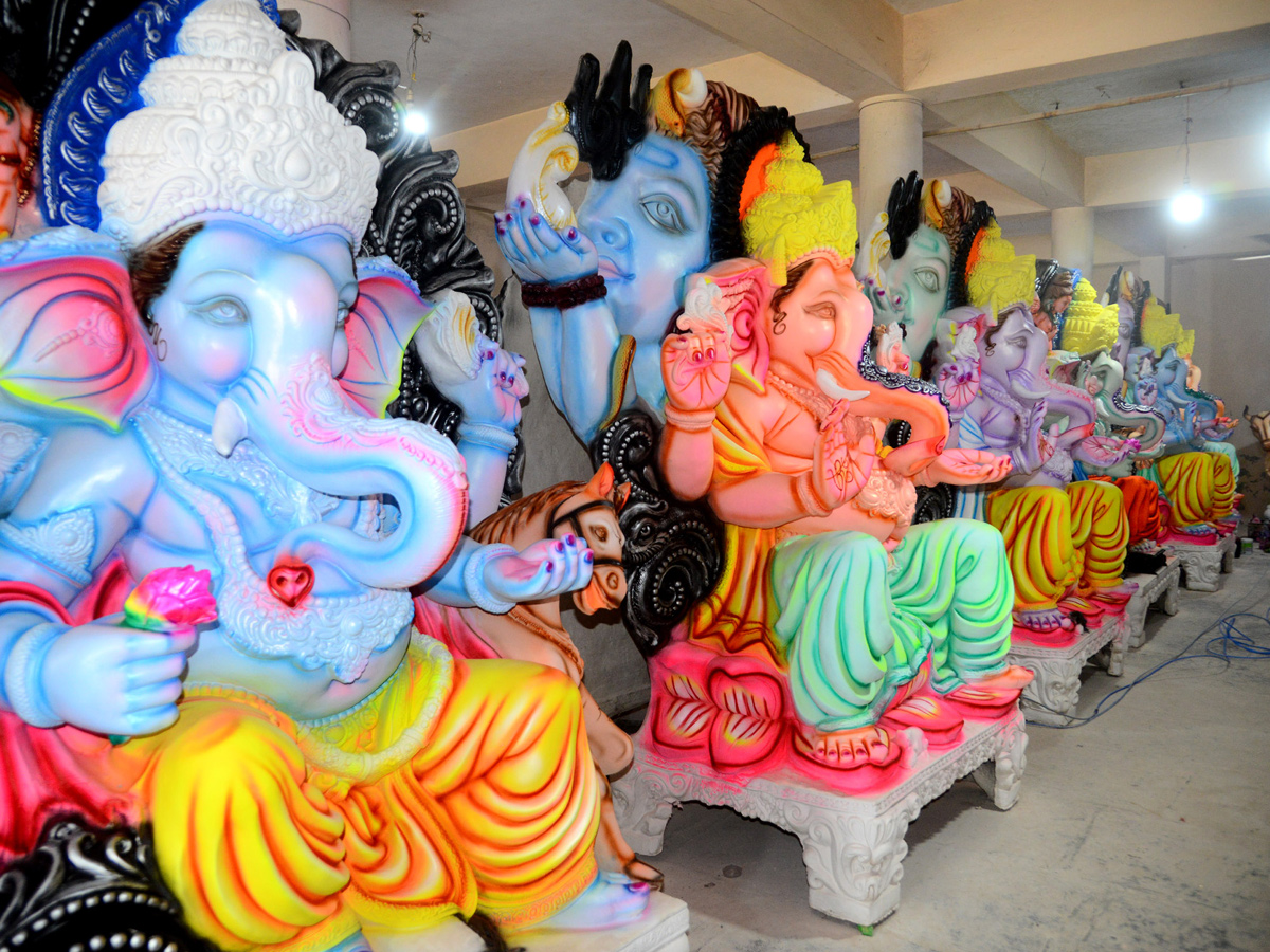 Making Clay Ganesh Idols In Vijayawada Photo Gallery - Sakshi6