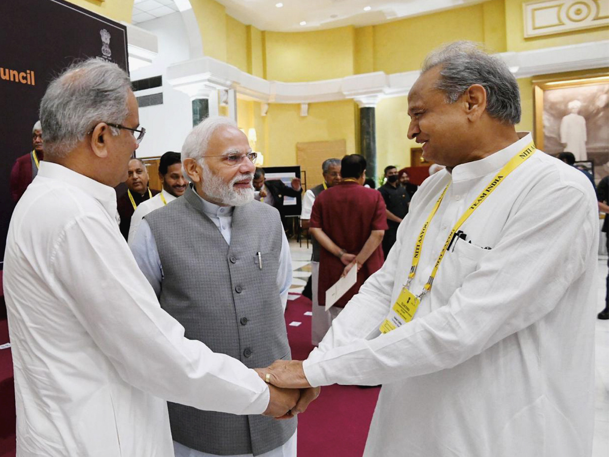 PM Modi chairs NITI Aayogs Governing Council meeting Photo Gallery - Sakshi7