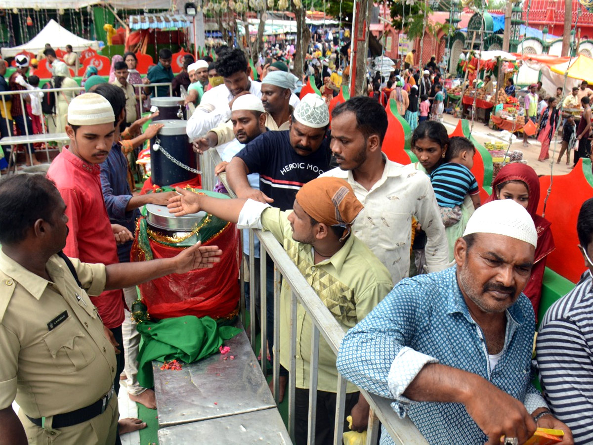 Rottela Panduga Begins in Nellore Photos - Sakshi12