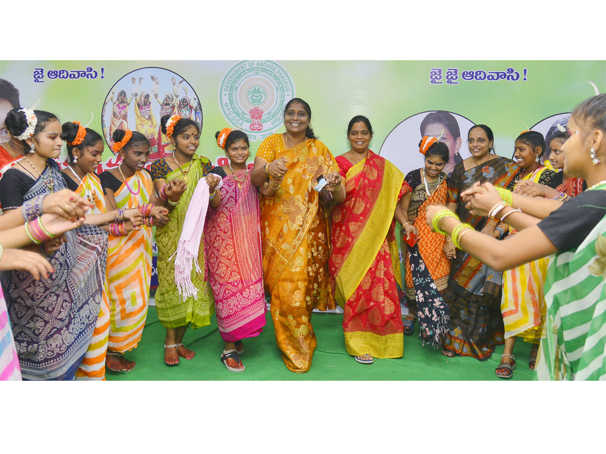 World Tribal Day 2022 Photo Gallery - Sakshi15