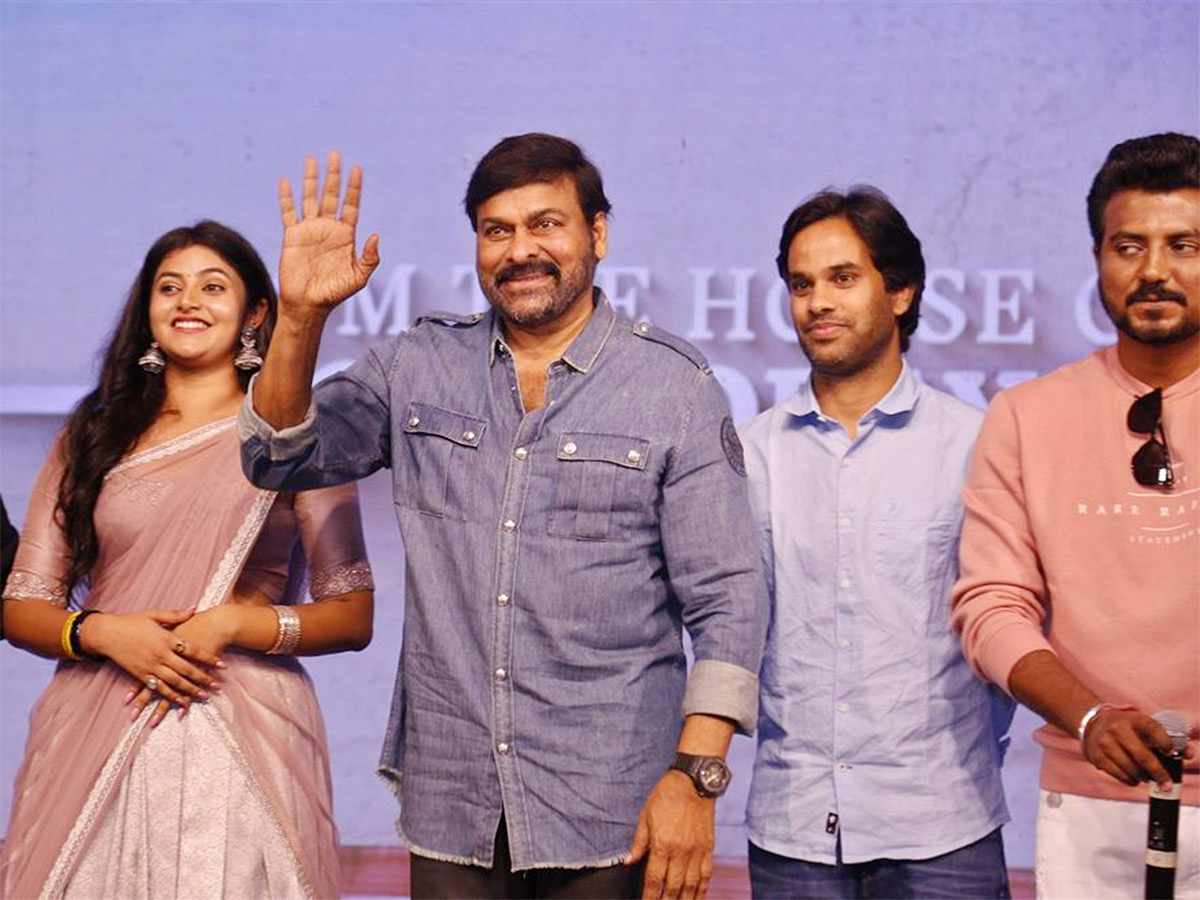 First Day First Show Pre Release Stills - Sakshi1