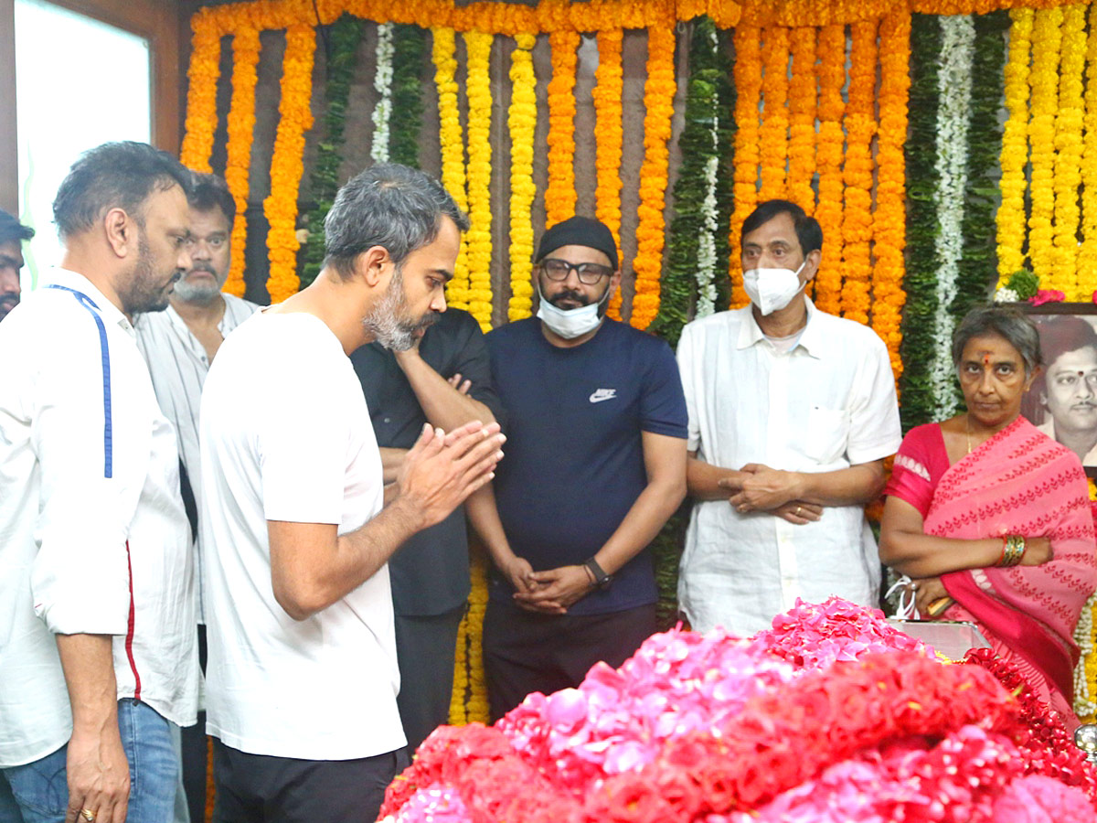 Celebrities Pay Tribute To Krishnam Raju - Sakshi29