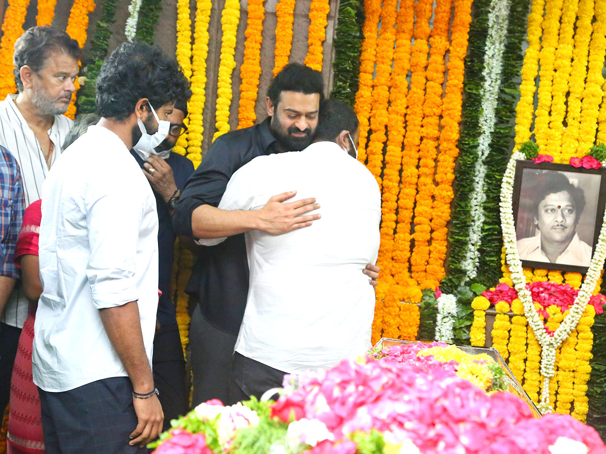 Celebrities Pay Tribute To Krishnam Raju - Sakshi55