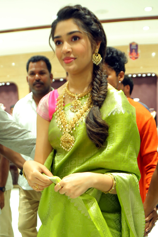 Chennai Shopping Mall Inauguration At Mahabubnagar - Sakshi7