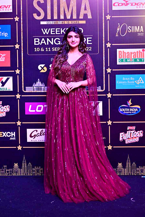 Celebs Grace SIIMA Awards 2022 Photos  - Sakshi23