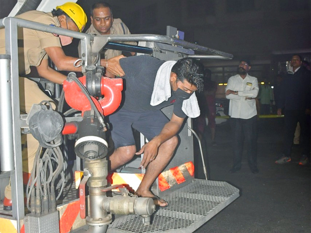 Fire Accident In Secunderabad Ruby Hotel Photos  - Sakshi11