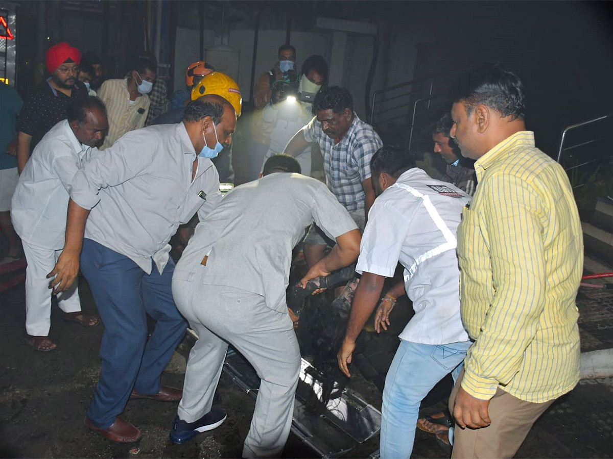 Fire Accident In Secunderabad Ruby Hotel Photos  - Sakshi6