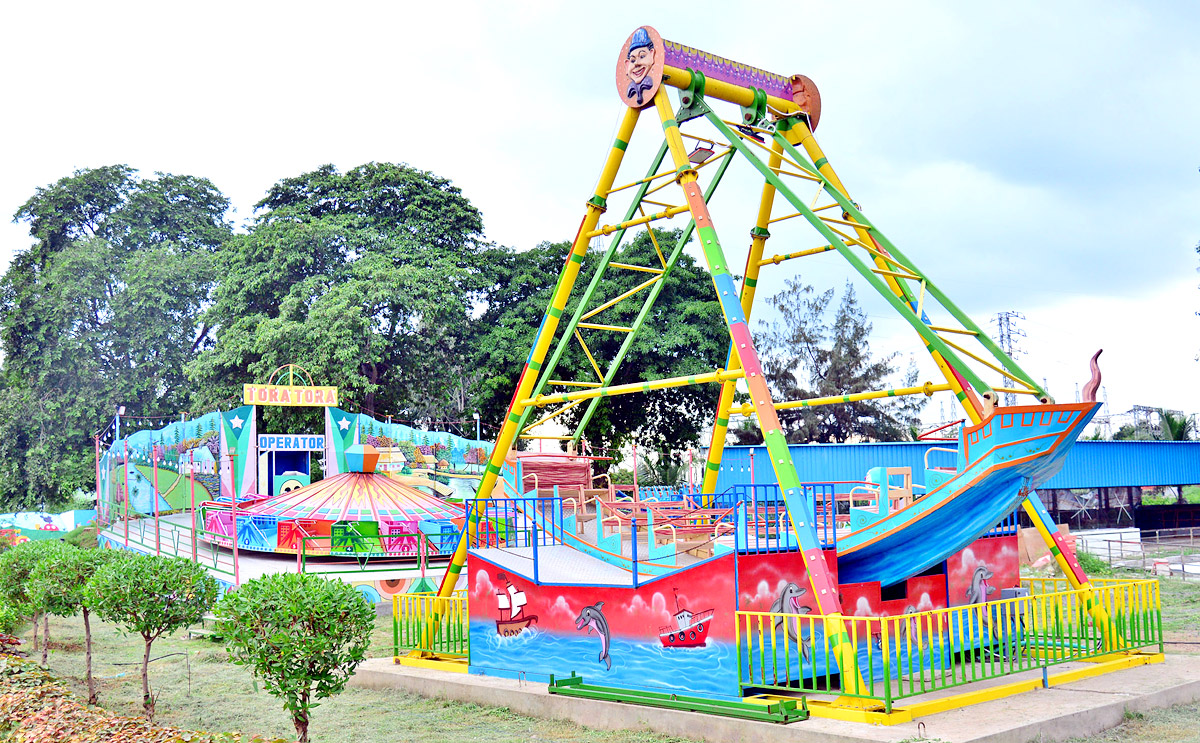 Rajiv Gandhi Park in Vijayawada  - Sakshi2