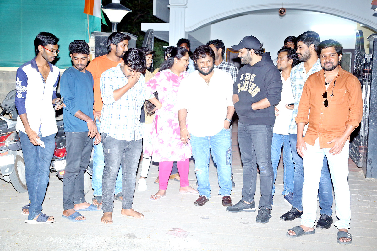 Nenu Meeku Baaga Kavalsinavaadini Movie Success Celebrations - Sakshi3