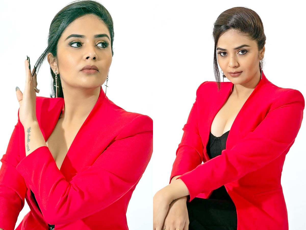 Anchor Sreemukhi Latest Photos - Sakshi1