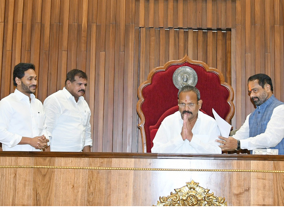 Kolagatla Veerabhadra Swamy Elected Assembly Deputy Speaker Photo Gallery - Sakshi1